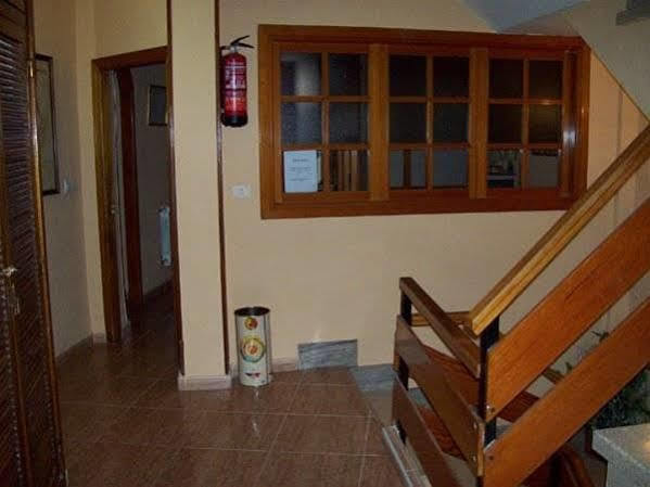 Hostal Muralla Plasence Extérieur photo